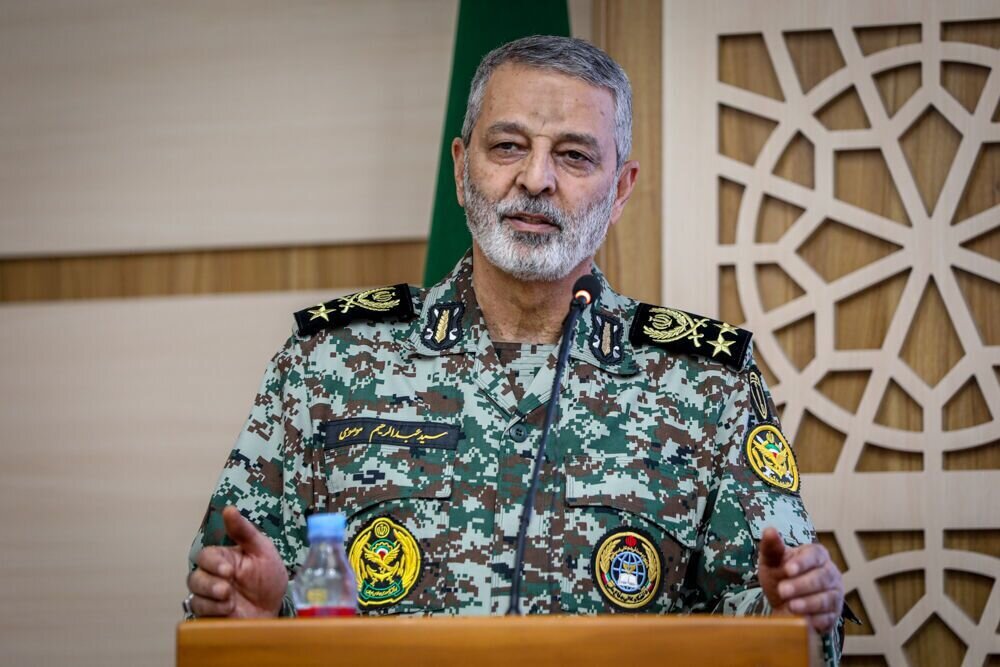 رئیس ستاد کل نیروهای مسلح منصوب شد